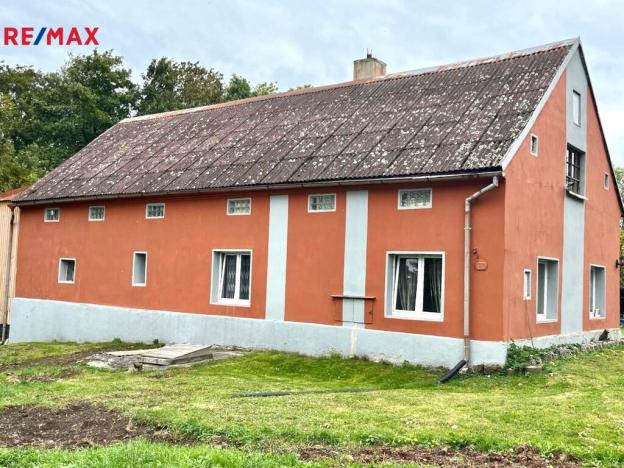 Prodej rodinného domu, Valeč - Velký Hlavákov, 298 m2