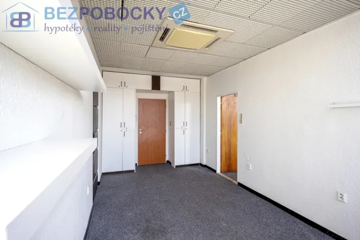 Pronájem kanceláře, Havlíčkův Brod, Havlíčkovo náměstí, 32 m2