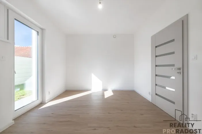 Prodej bytu 4+kk, Ostopovice, B. Němcové, 90 m2