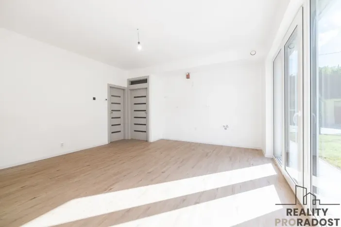 Prodej bytu 4+kk, Ostopovice, B. Němcové, 90 m2