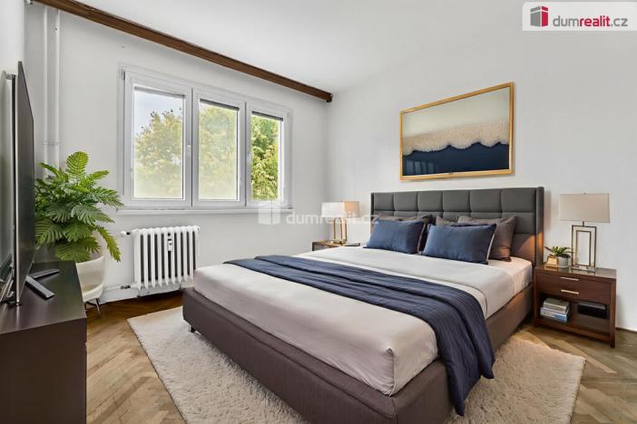 Prodej bytu 3+1, Ostrov, Kollárova, 70 m2