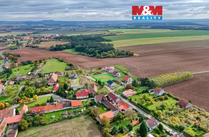 Prodej pozemku pro bydlení, Milostín, 900 m2