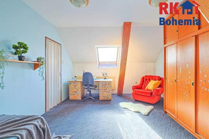 Prodej vícegeneračního domu, Chrášťany, 218 m2