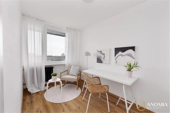 Prodej bytu 4+kk, Praha - Kobylisy, Třebenická, 73 m2