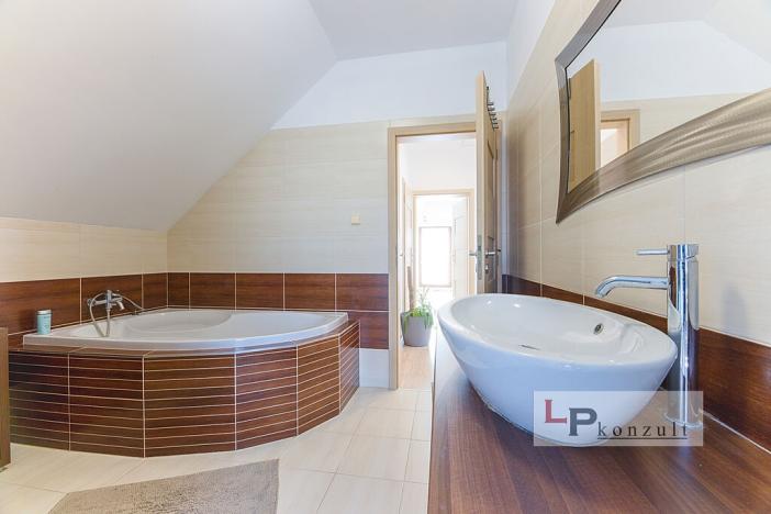 Prodej rodinného domu, Dubany, 129 m2