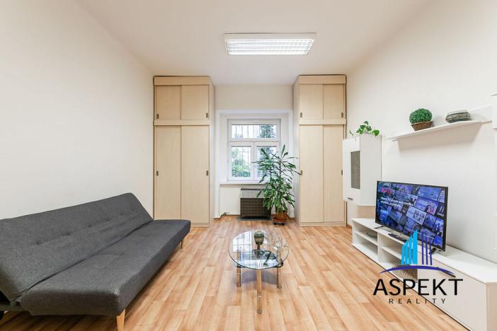 Prodej bytu 2+kk, Praha - Holešovice, Schnirchova, 52 m2