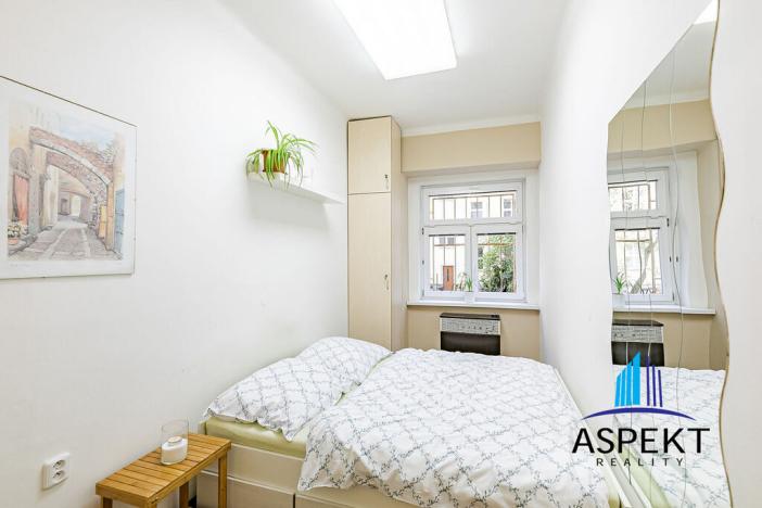 Prodej bytu 2+kk, Praha - Holešovice, Schnirchova, 52 m2