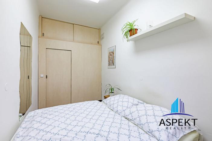 Prodej bytu 2+kk, Praha - Holešovice, Schnirchova, 52 m2