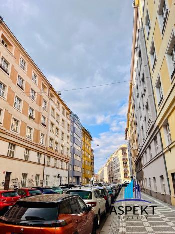 Prodej bytu 2+kk, Praha - Holešovice, Schnirchova, 52 m2