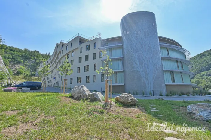 Pronájem bytu 2+kk, Brno - Komín, Bystrcká, 49 m2