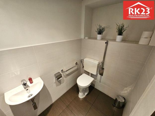 Pronájem obchodního prostoru, Mariánské Lázně, Ruská, 40 m2