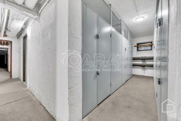 Prodej bytu 2+1, Praha - Vokovice, Evropská, 52 m2