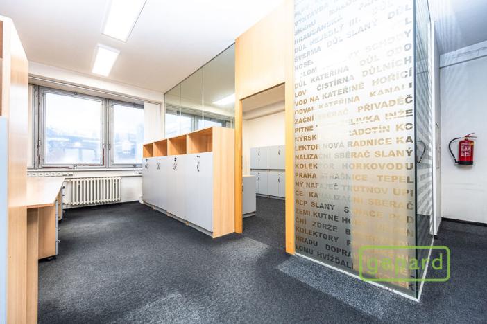 Pronájem kanceláře, Praha - Motol, Plzeňská, 213 m2
