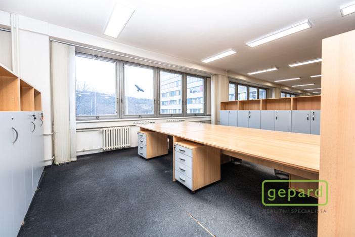 Pronájem kanceláře, Praha - Motol, Plzeňská, 132 m2