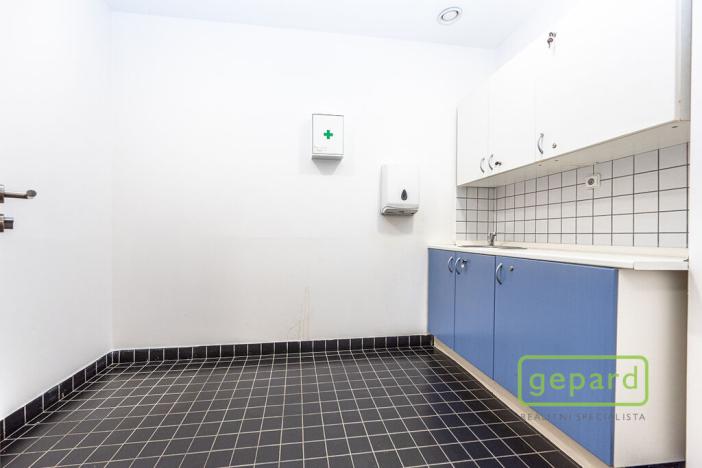 Pronájem kanceláře, Praha - Motol, Plzeňská, 98 m2