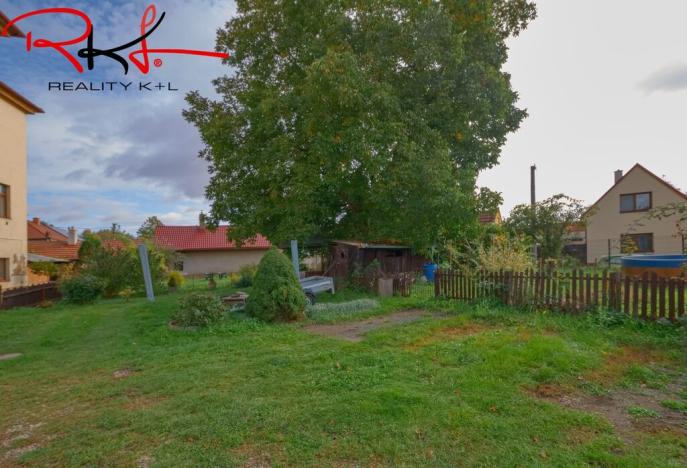 Prodej bytu 3+1, Veltrusy, Komenského, 65 m2