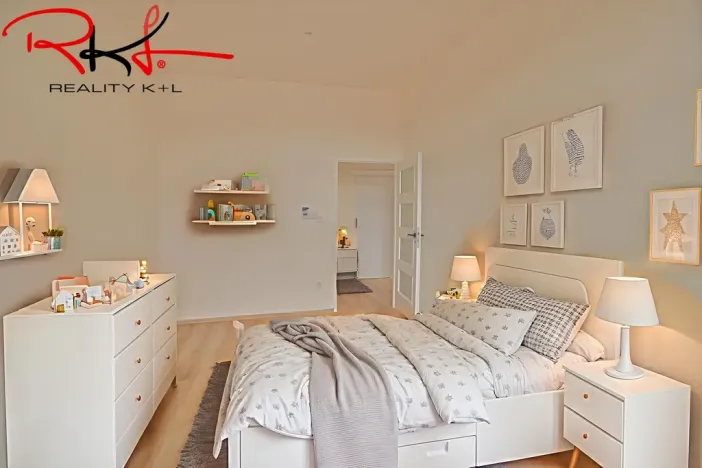 Prodej bytu 3+1, Veltrusy, Komenského, 65 m2