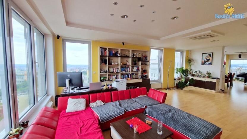 Prodej bytu 4+kk, Brno - Lesná, Majdalenky, 446 m2