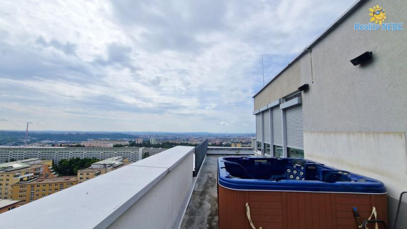 Pronájem obchodního prostoru, Brno - Lesná, Majdalenky, 214 m2