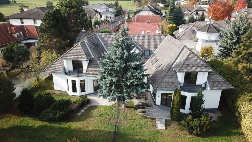 Prodej vícegeneračního domu, Šestajovice, Ve Vilkách, 460 m2