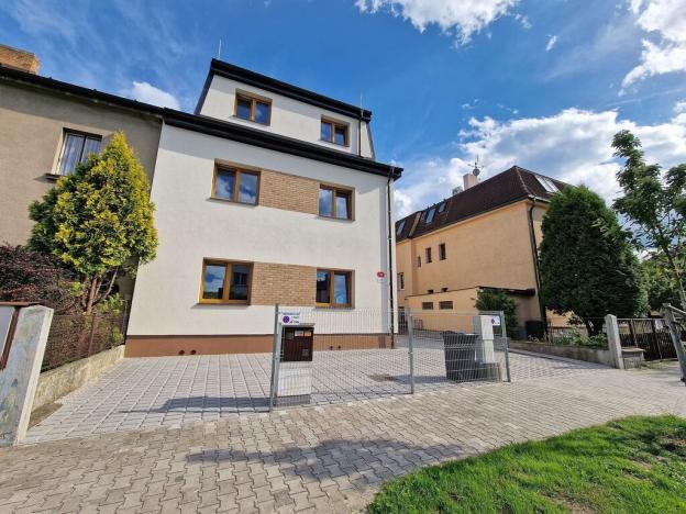 Pronájem bytu 2+1, Plzeň, U Pumpy, 82 m2