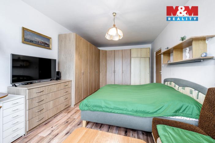 Prodej bytu 2+1, Chomutov, Holešická, 62 m2