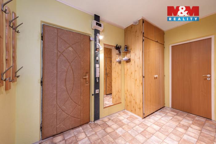 Prodej bytu 2+1, Chomutov, Holešická, 62 m2