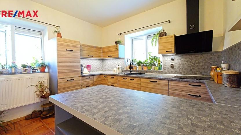 Prodej vícegeneračního domu, Hospříz - Hrutkov, 189 m2