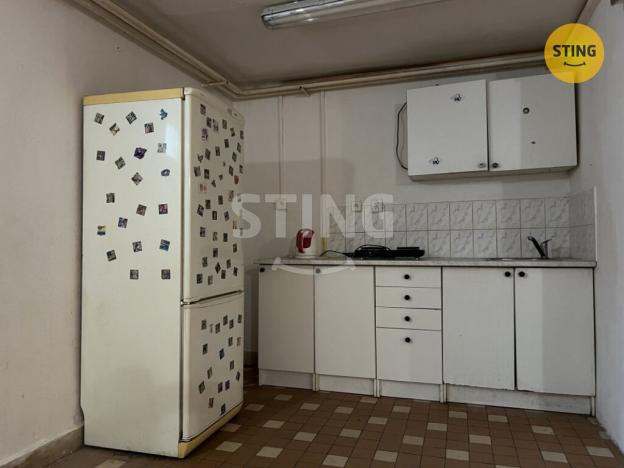 Pronájem výrobních prostor, Pardubice, S. K. Neumanna, 40 m2