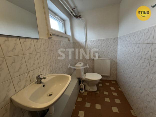 Pronájem výrobních prostor, Pardubice, S. K. Neumanna, 40 m2