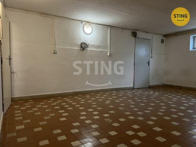 Pronájem výrobních prostor, Pardubice, S. K. Neumanna, 40 m2