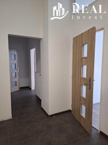 Pronájem bytu 2+1, Meziboří, nám. 8. května, 50 m2