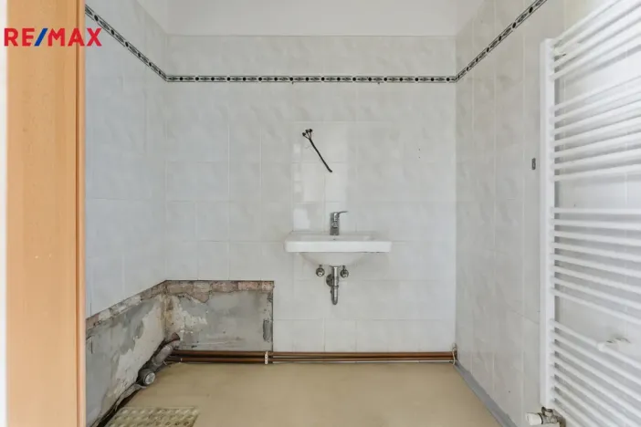 Prodej bytu 4+1, Karlovy Vary, Bulharská, 130 m2