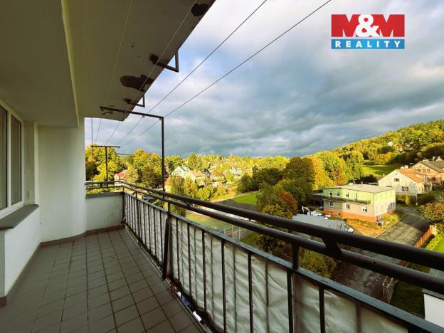 Pronájem atypického bytu, Jablonec nad Nisou - Jablonecké Paseky, Pasecké náměstí, 72 m2