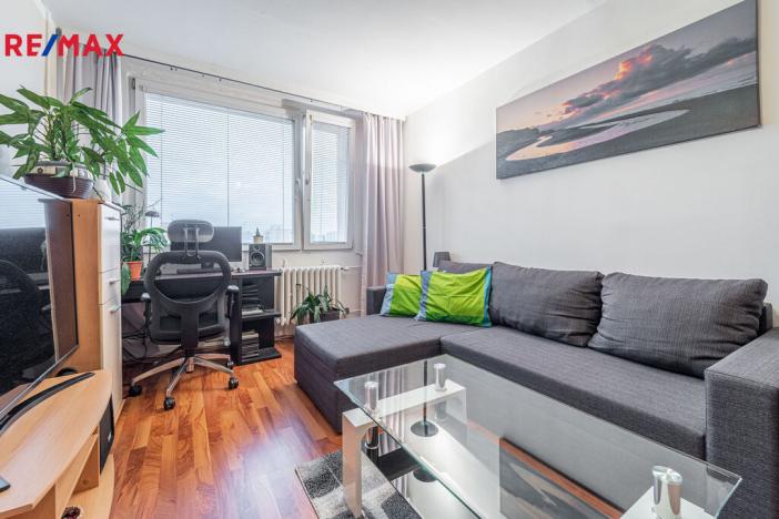 Pronájem bytu 2+kk, Praha, Brandlova, 43 m2
