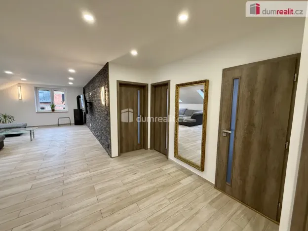 Pronájem bytu 4+kk, Mariánské Lázně, třída Vítězství, 202 m2