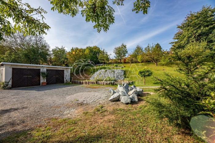 Prodej pozemku pro bydlení, Mnichovice, Skuhrovecká, 2043 m2