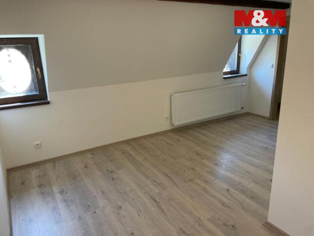 Pronájem bytu 3+kk, Šternberk, náměstí Svobody, 75 m2
