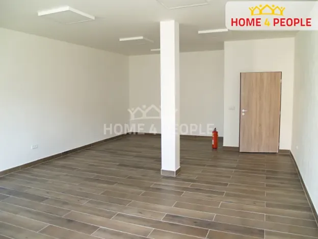 Pronájem obchodního prostoru, Chodov, Školní, 41 m2