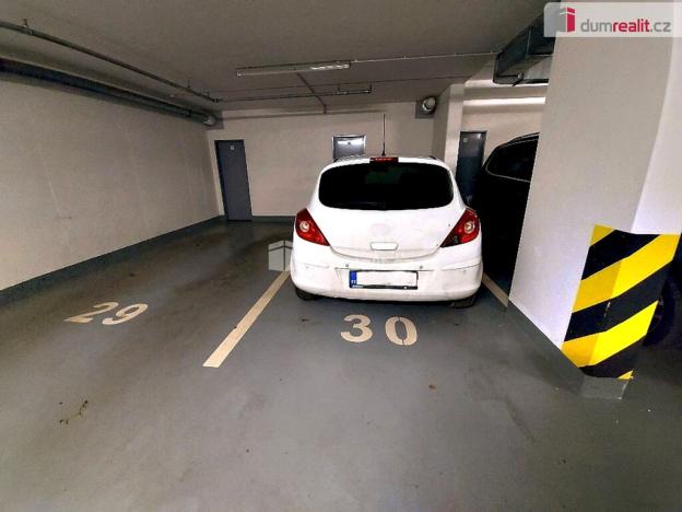 Prodej bytu 1+kk, Praha, Kadečkové, 37 m2