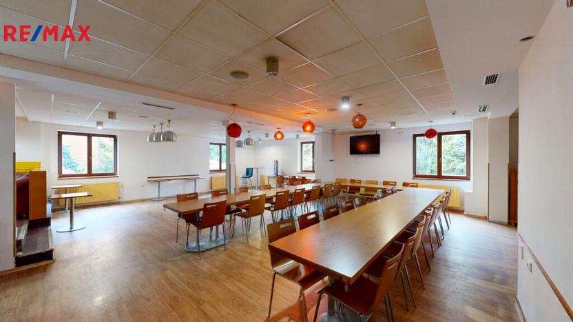 Prodej ubytování, Přerov, Jižní čtvrť III, 3300 m2