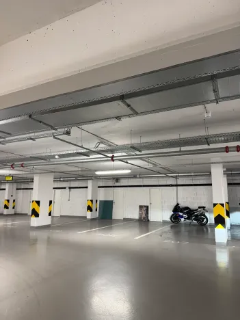 Pronájem garážového stání, Praha - Nusle, Bělehradská, 5 m2