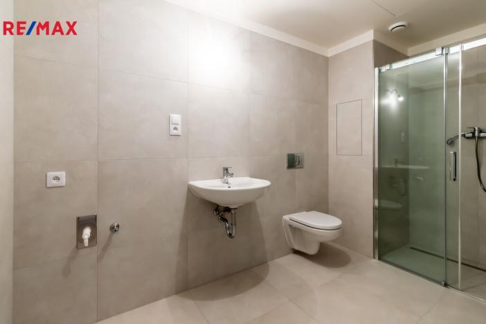 Prodej bytu 2+kk, Praha - Hloubětín, Poděbradská, 56 m2