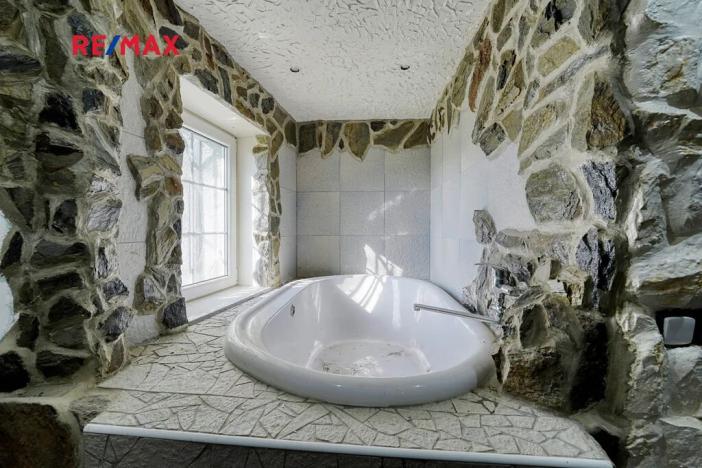 Prodej rodinného domu, Všeruby, 952 m2