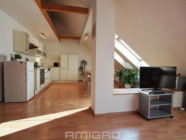 Pronájem bytu 2+kk, Brno, Tyršova, 72 m2
