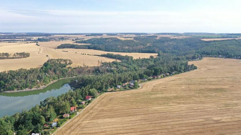 Prodej pole, Líšťany, 19347 m2
