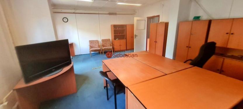 Pronájem kanceláře, Hradec Králové - Třebeš, V Mlejnku, 50 m2