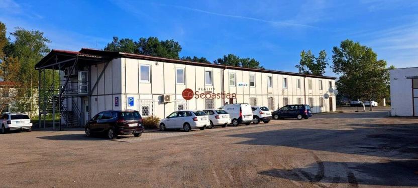 Pronájem kanceláře, Hradec Králové - Třebeš, V Mlejnku, 50 m2