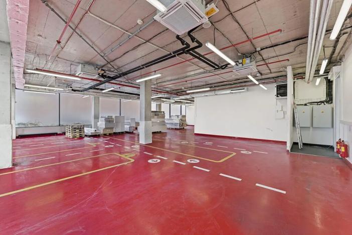 Pronájem kanceláře, Praha - Holešovice, U garáží, 436 m2