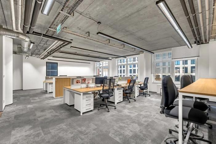 Pronájem kanceláře, Praha, 450 m2